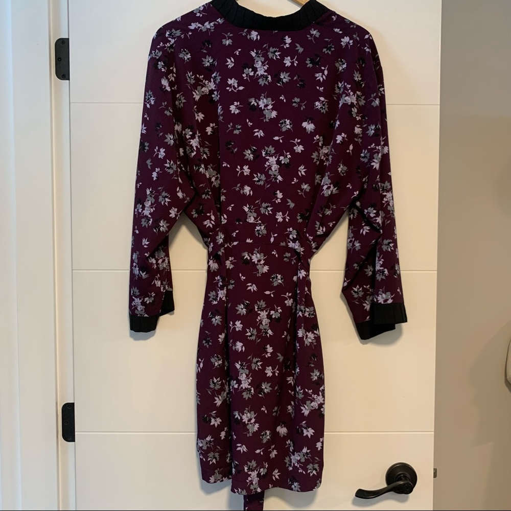 Floral Kimono-Style Robe - Picture 6 of 14